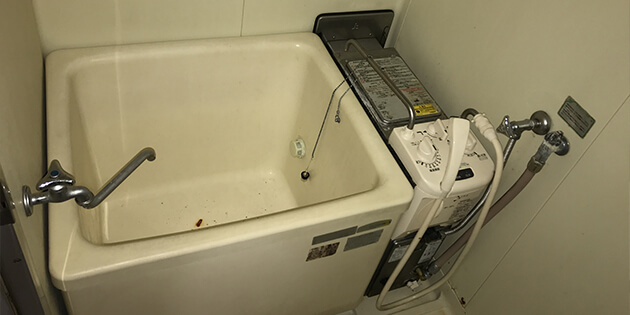 安全のために、古くなった燃焼器は交換を